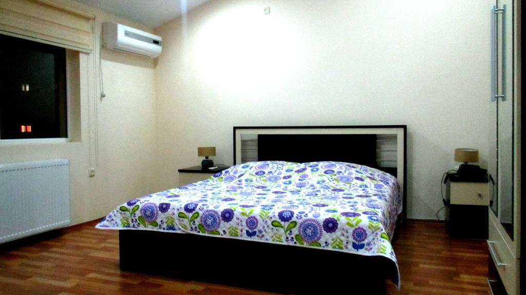 Max Comfort Hotel Kutaisi Esterno foto
